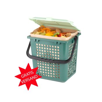 AirBox gelocht mit Papierbeutel darin und befüllt mit Bioabfällen